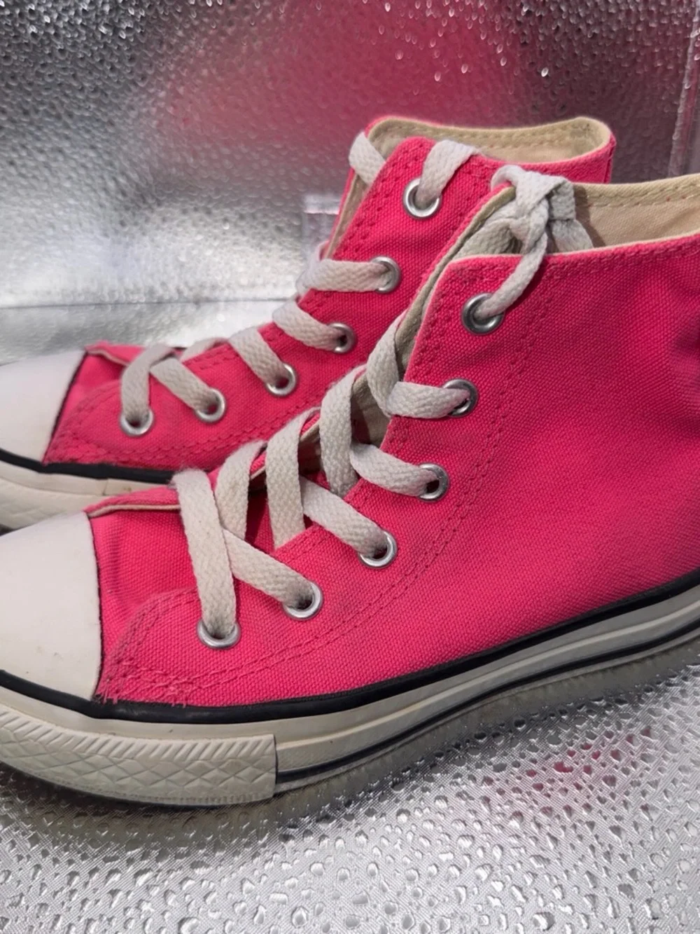 Converse Chunk Taylor All star Kids Hot Pink High-Top Sneakers Sz 12
